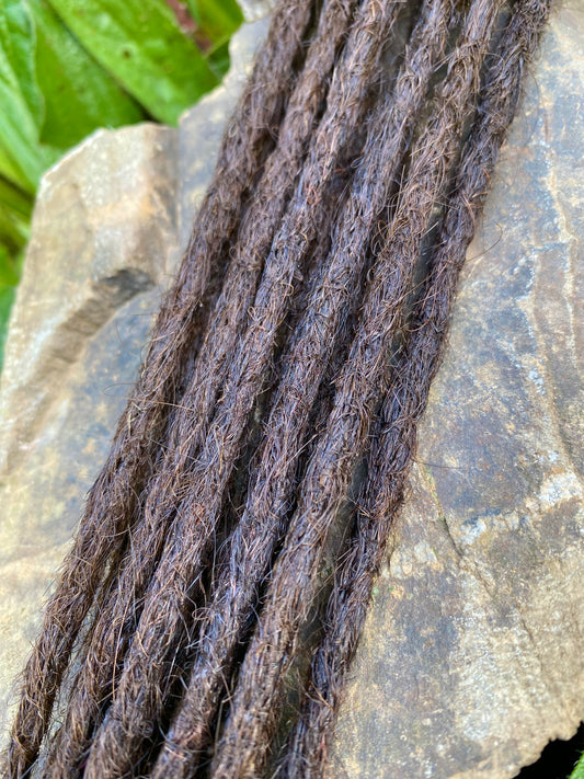10 dreadlocks en cheveux humains européens – Brun foncé clair #4B