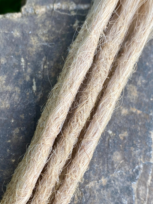 10 dreadlocks en cheveux humains européens – Blond naturel #9A