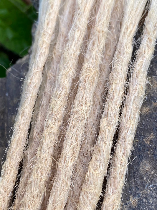 10 dreadlocks en cheveux humains européens – Blond clair #10D