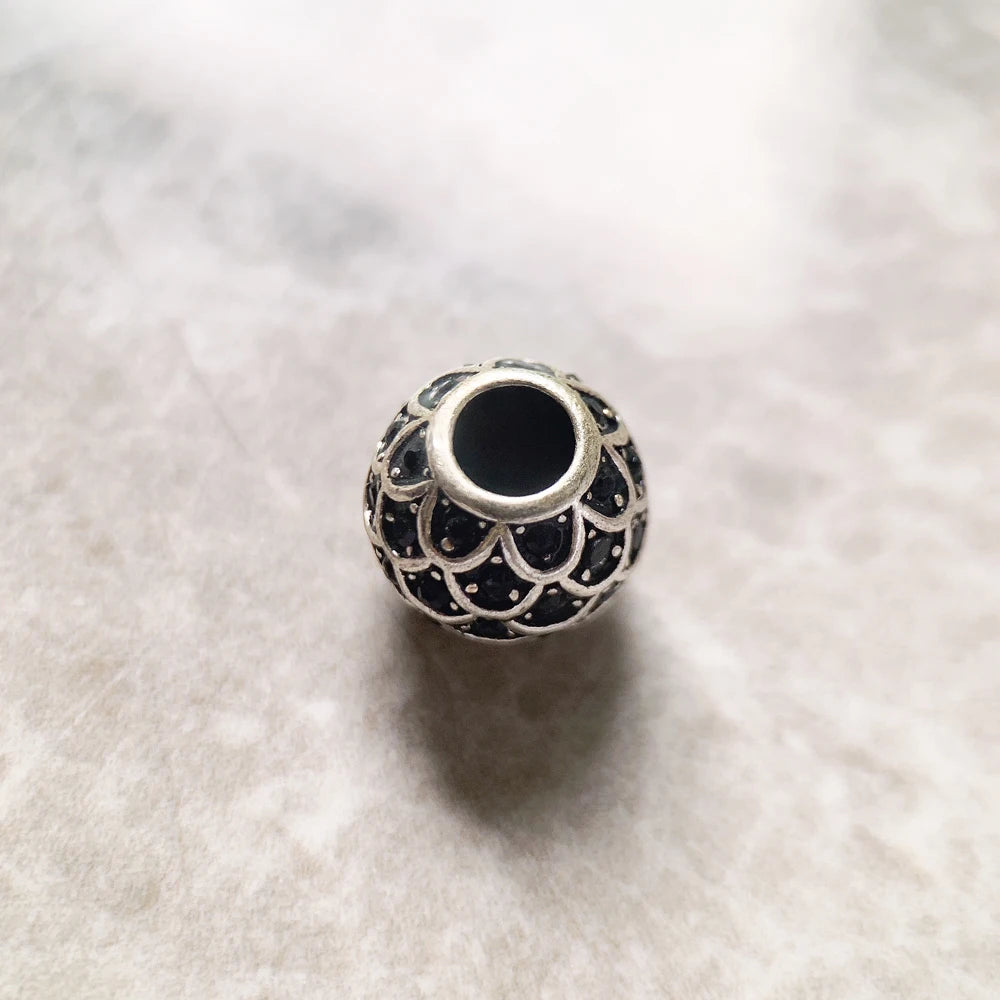 Black Fish Bead